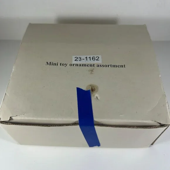 Set Of 6 Unpainted Ceramic Christmas Ornaments With Silver String Hangers - Picture 10 of 10